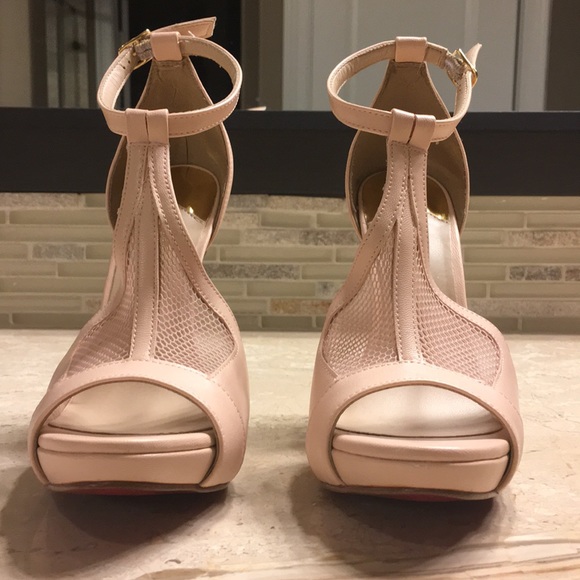 ANDREA Heels NIB - Picture 3 of 7